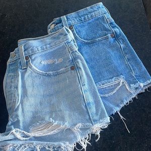 Two pairs of women’s Levi’s. Size 24.